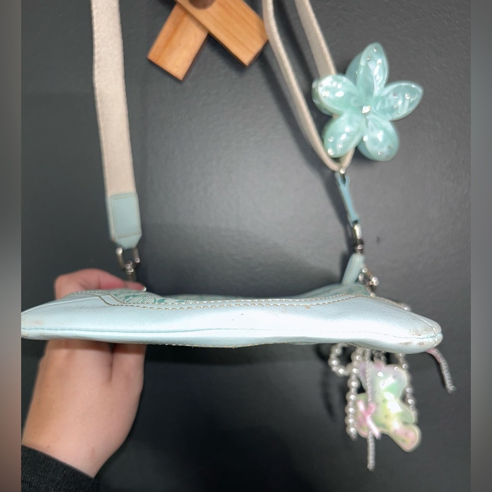 Vintage Coach BabyBlue Signature C crossbody bag with leather trim and Bag Charm - Picture 7 of 16
